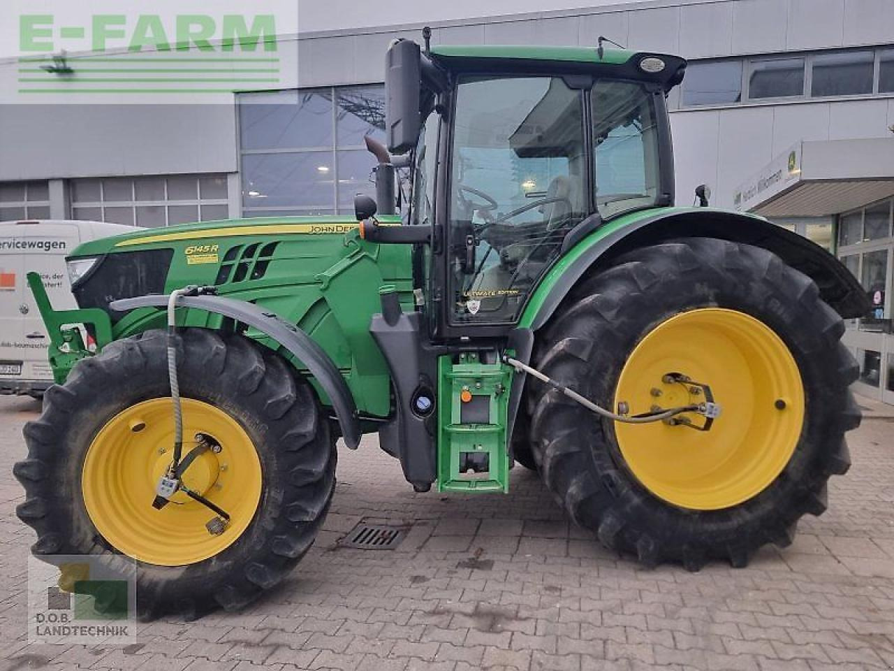 John Deere 6145r 6145 r mit konsolen - Traktor: pilt 2 John Deere 6145r 6145 r mit konsolen - Traktor: pilt 2