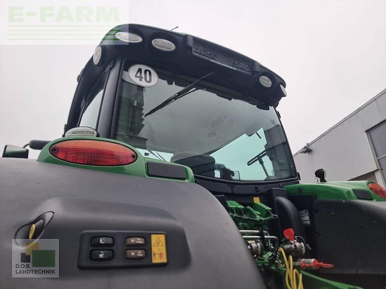 John Deere 6145r 6145 r mit konsolen - Traktor: pilt 4 John Deere 6145r 6145 r mit konsolen - Traktor: pilt 4