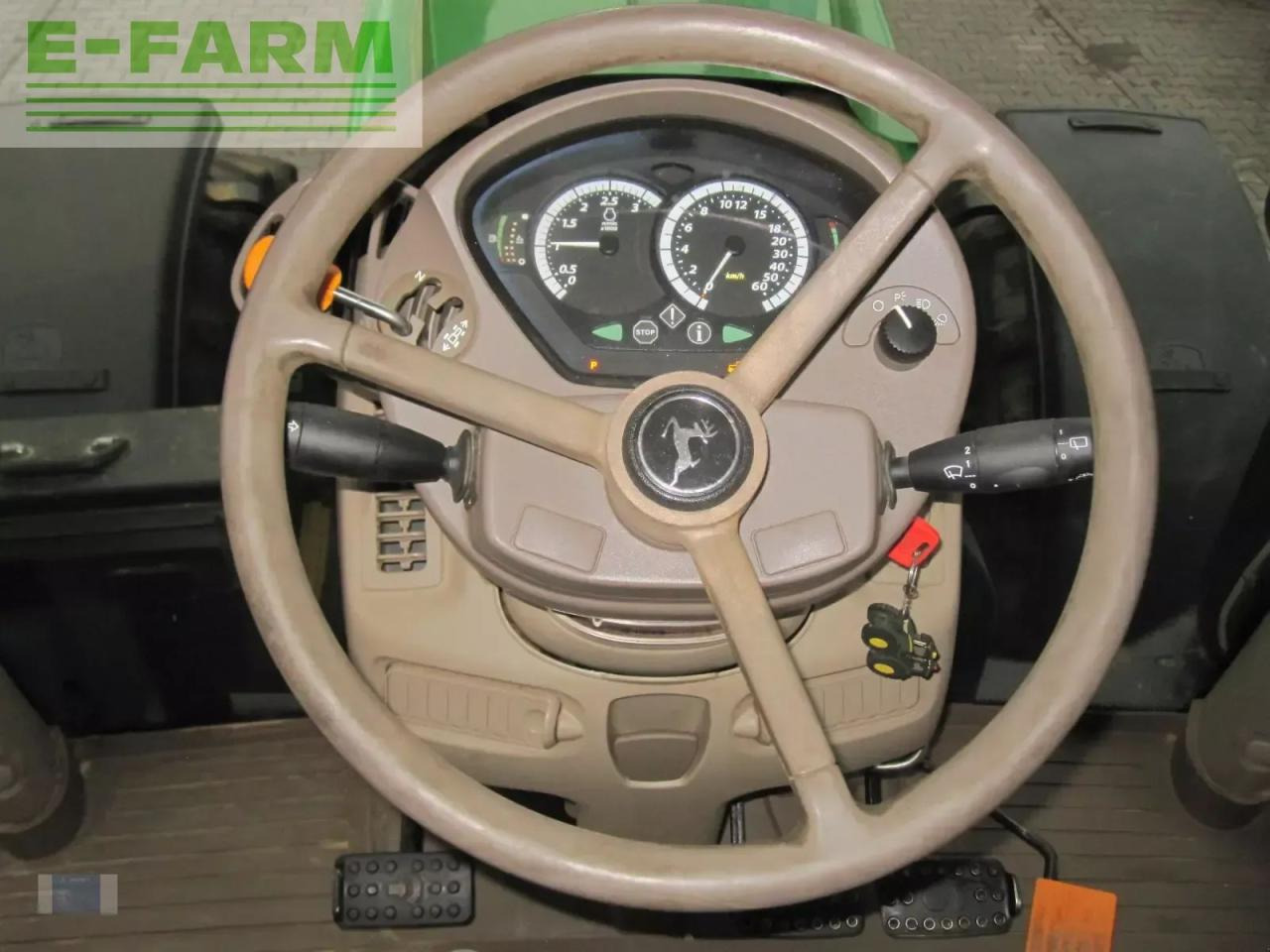 John Deere 6155r - Traktor: pilt 5 John Deere 6155r - Traktor: pilt 5