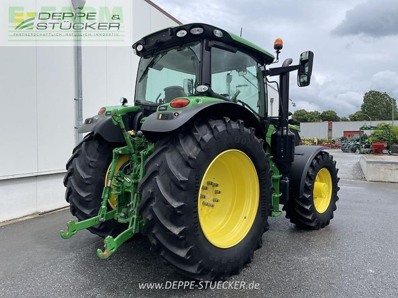 John Deere 6155r - Traktor: pilt 2 John Deere 6155r - Traktor: pilt 2