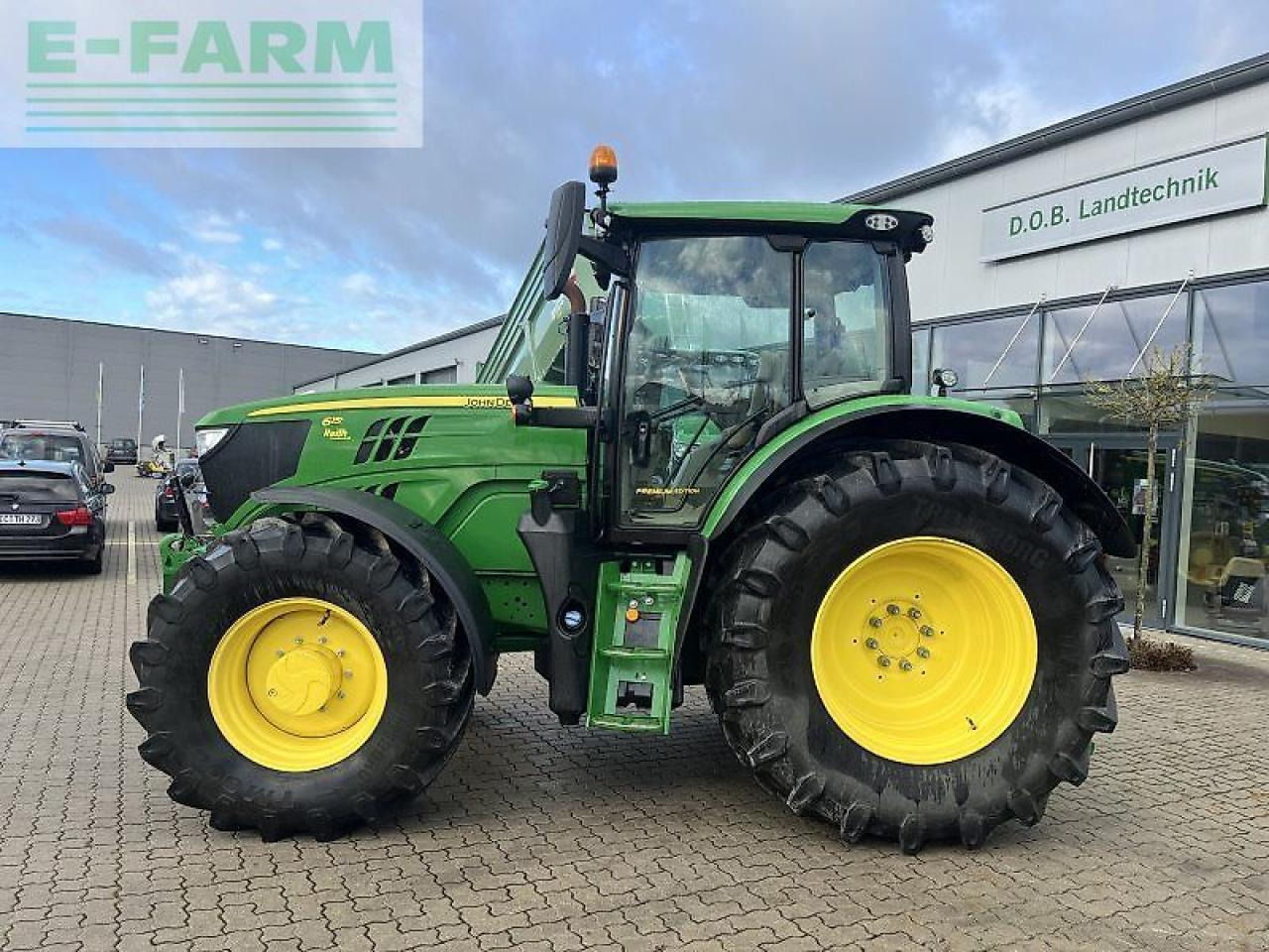 John Deere 6155r - Traktor: pilt 2 John Deere 6155r - Traktor: pilt 2