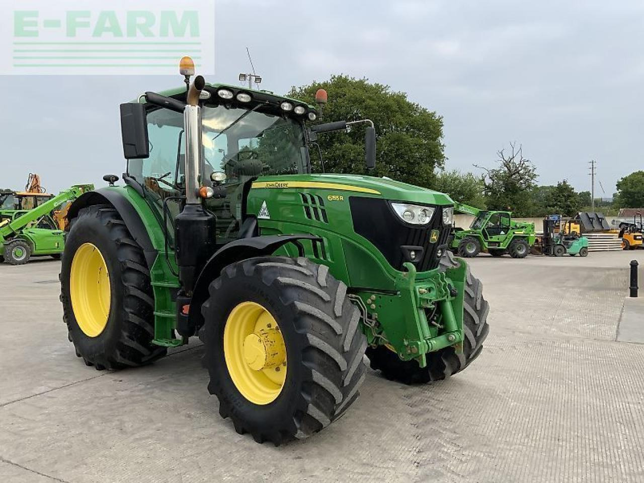 John Deere 6155r tractor (st23499) - Traktor: pilt 2 John Deere 6155r tractor (st23499) - Traktor: pilt 2