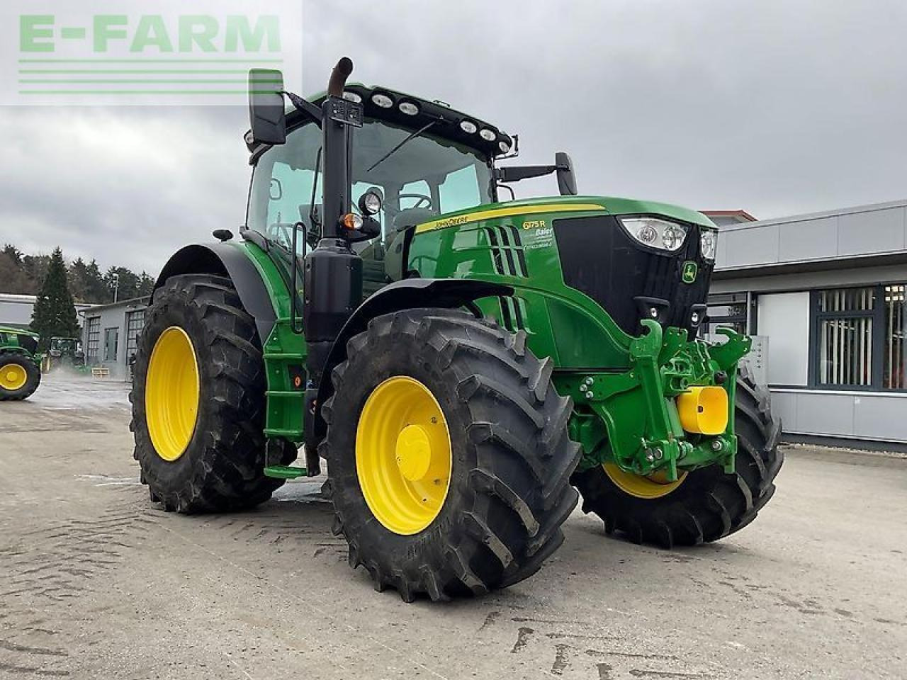 John Deere 6175 r - Traktor: pilt 2 John Deere 6175 r - Traktor: pilt 2