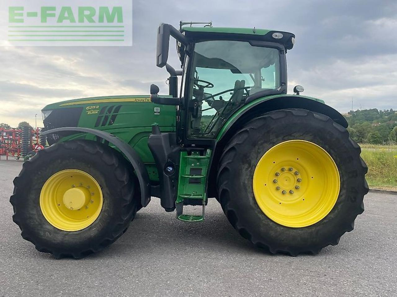 John Deere 6215r - Traktor: pilt 4 John Deere 6215r - Traktor: pilt 4