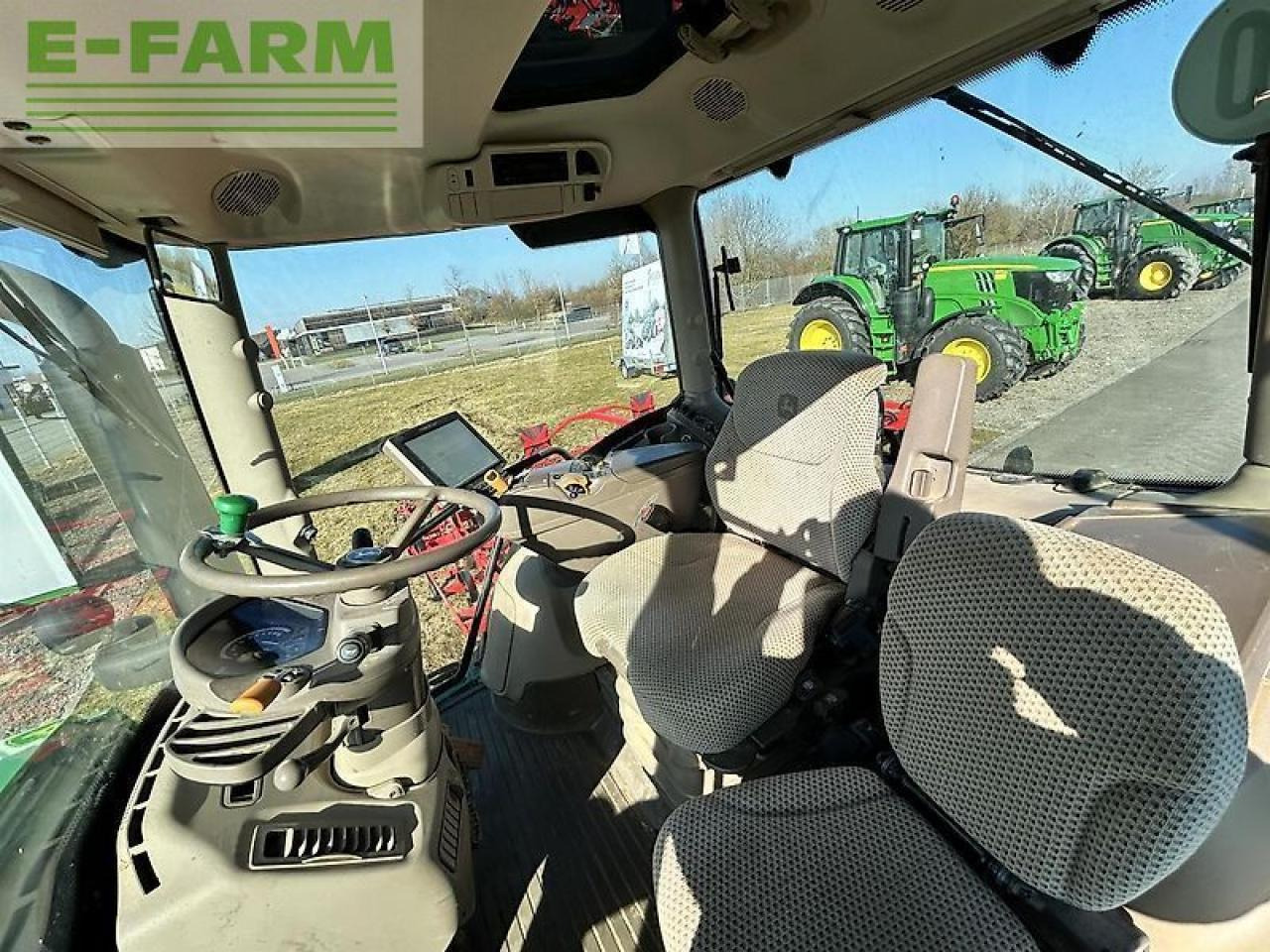 John Deere 6215r - Traktor: pilt 4 John Deere 6215r - Traktor: pilt 4