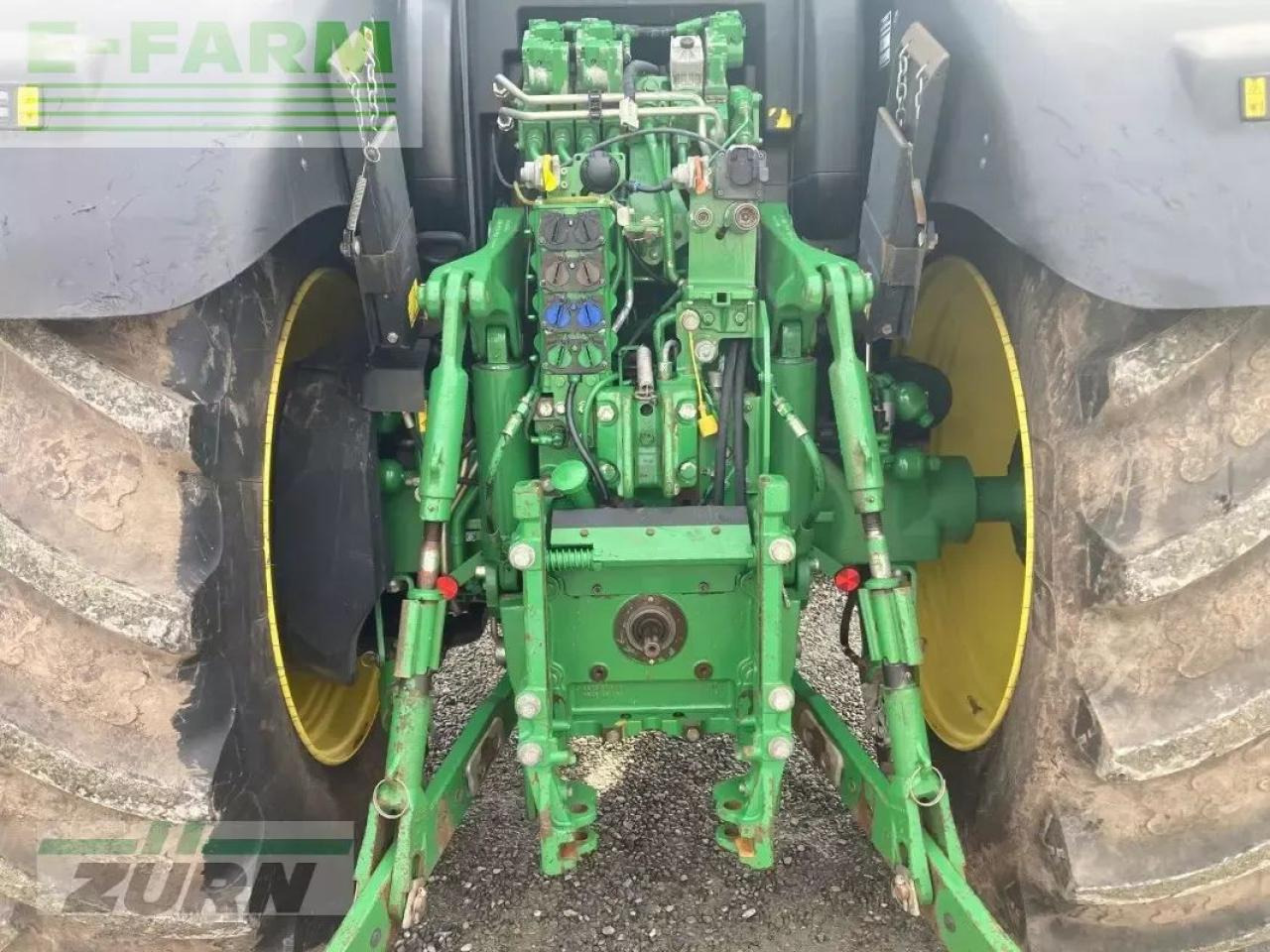 John Deere 6215r - Traktor: pilt 5 John Deere 6215r - Traktor: pilt 5