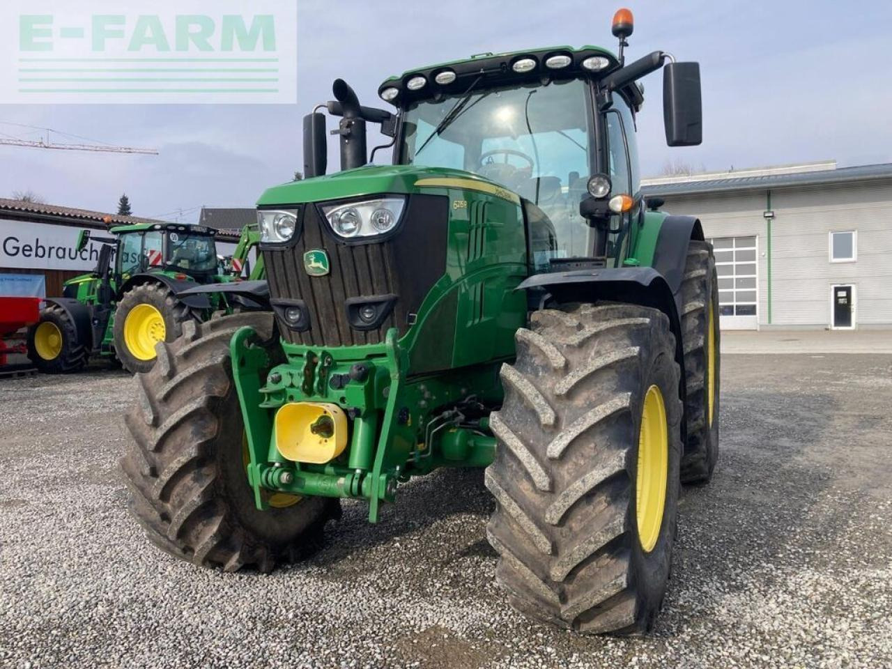 John Deere 6215r - Traktor: pilt 2 John Deere 6215r - Traktor: pilt 2