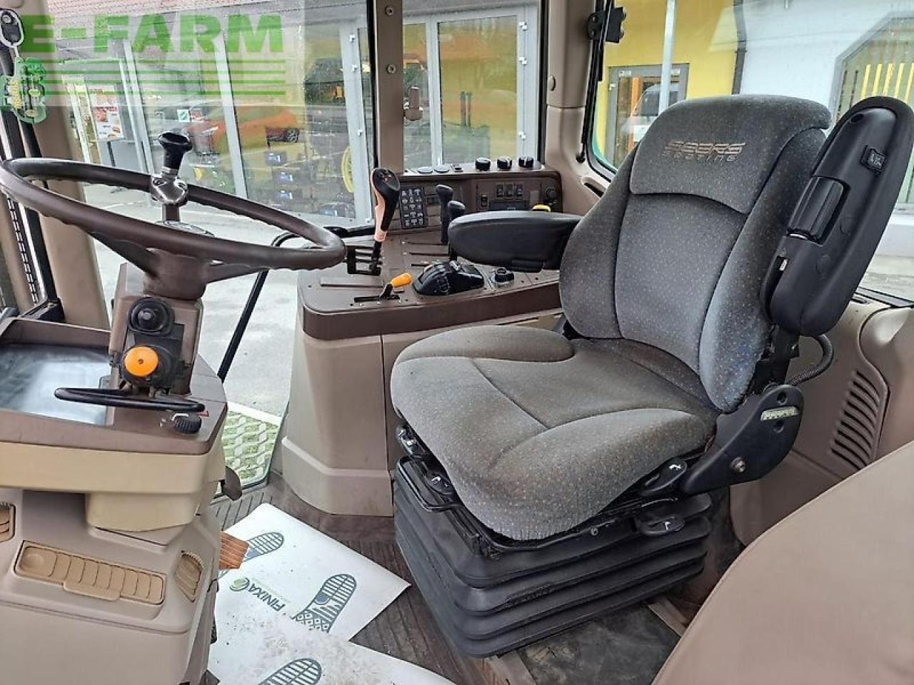 Traktor John Deere 6220 premium: pilt 12