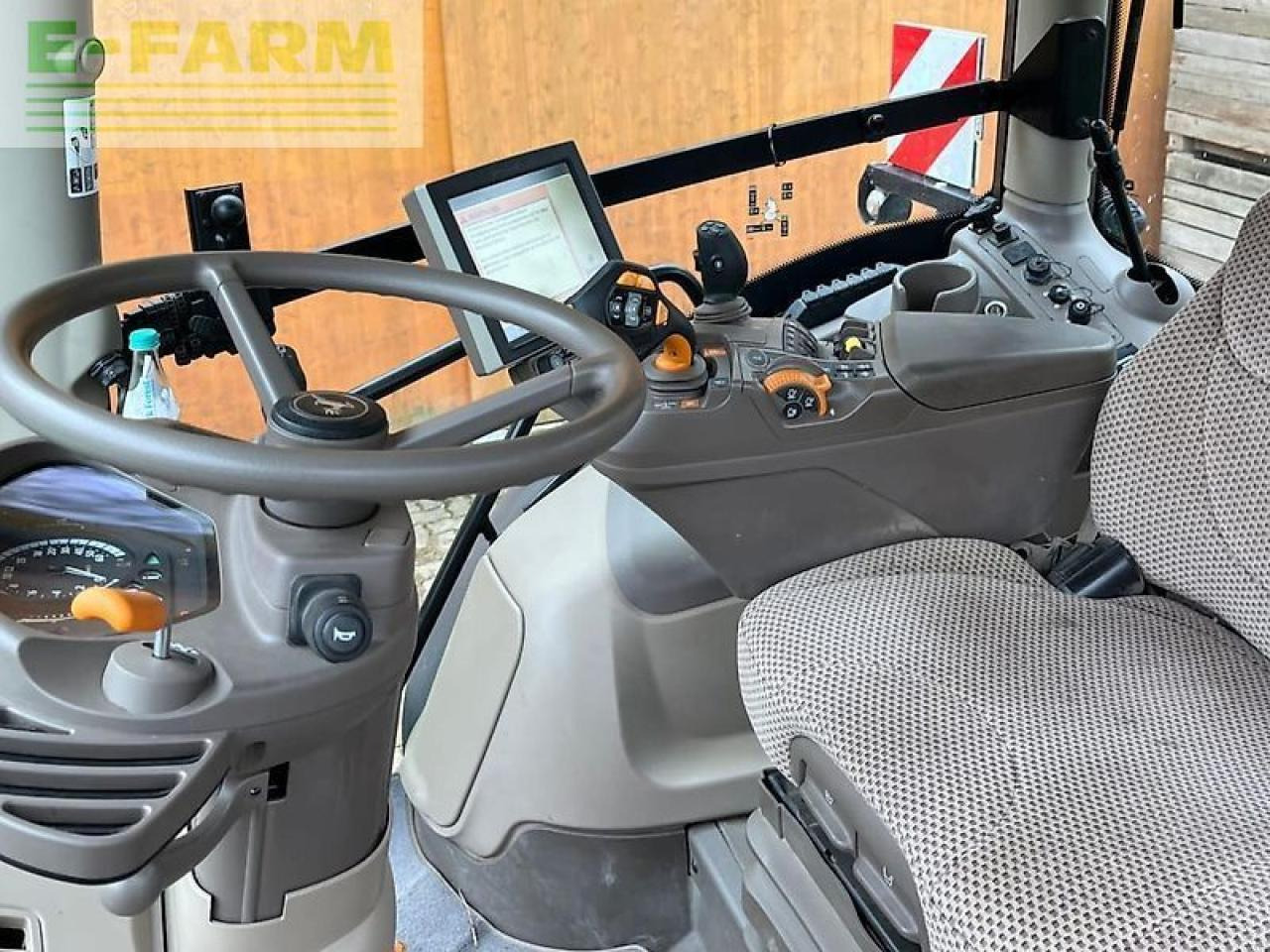 John Deere 6230r - Traktor: pilt 5 John Deere 6230r - Traktor: pilt 5