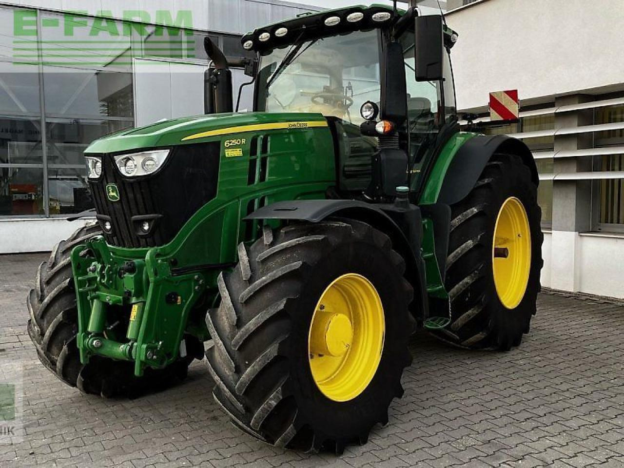 John Deere 6250r - Traktor: pilt 1 John Deere 6250r - Traktor: pilt 1