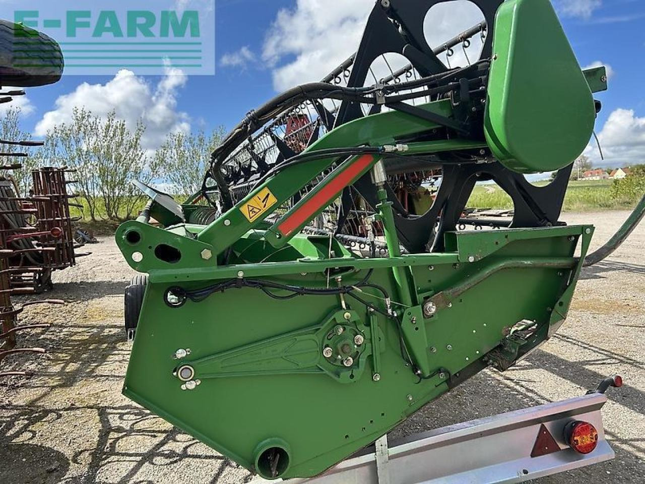 John Deere 635r m/vogn - Saagikoristusmasina lisa: pilt 2 John Deere 635r m/vogn - Saagikoristusmasina lisa: pilt 2