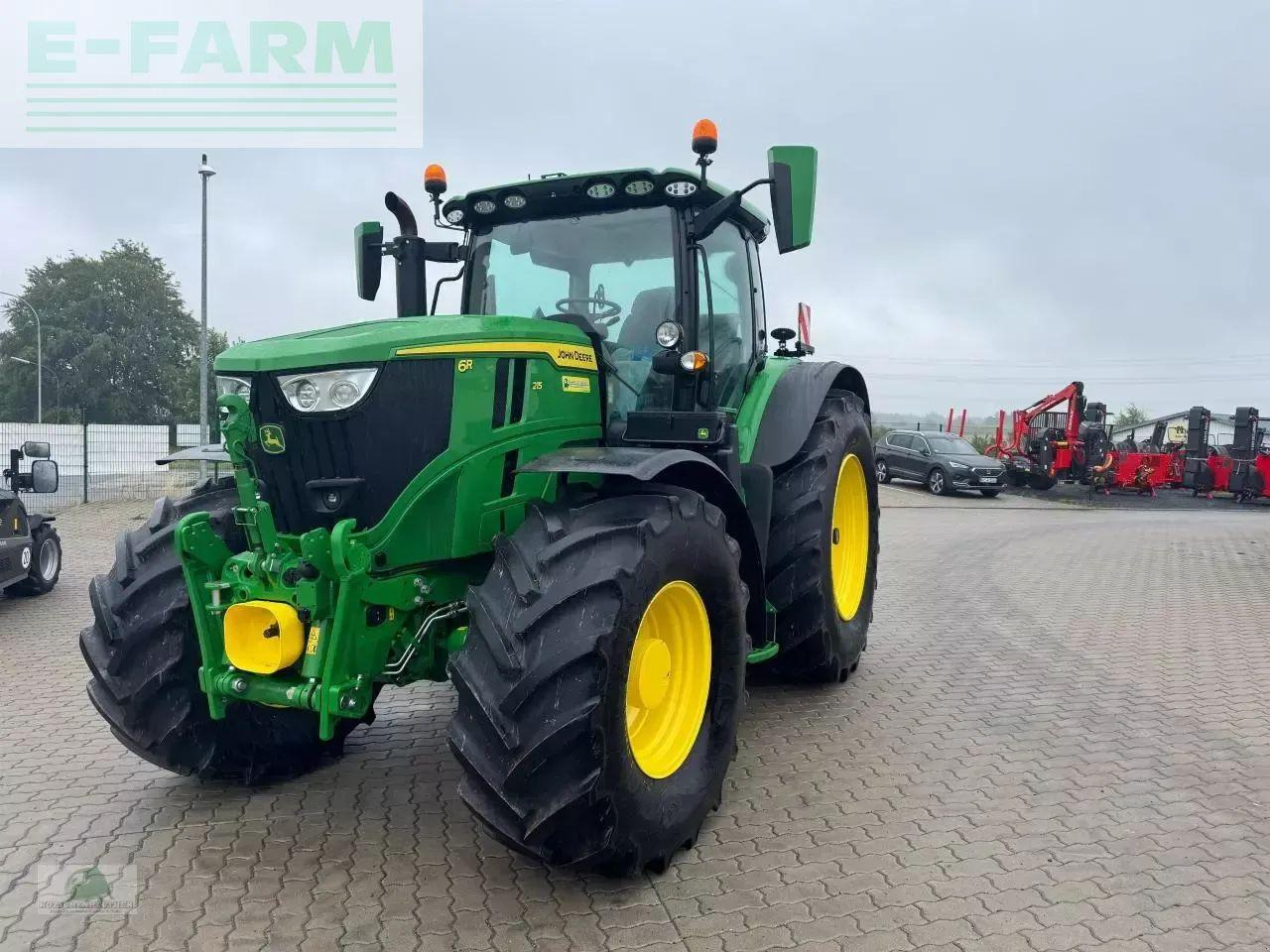 John Deere 6r 215 - Traktor: pilt 4 John Deere 6r 215 - Traktor: pilt 4
