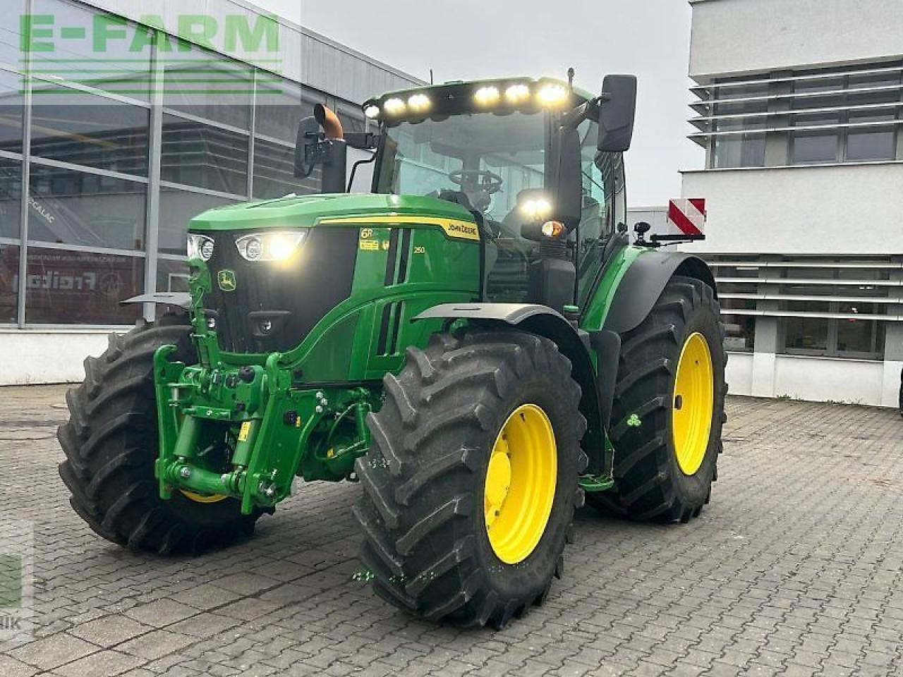 John Deere 6r 250 6r250 6250r garantieverlängerung - Traktor: pilt 1 John Deere 6r 250 6r250 6250r garantieverlängerung - Traktor: pilt 1
