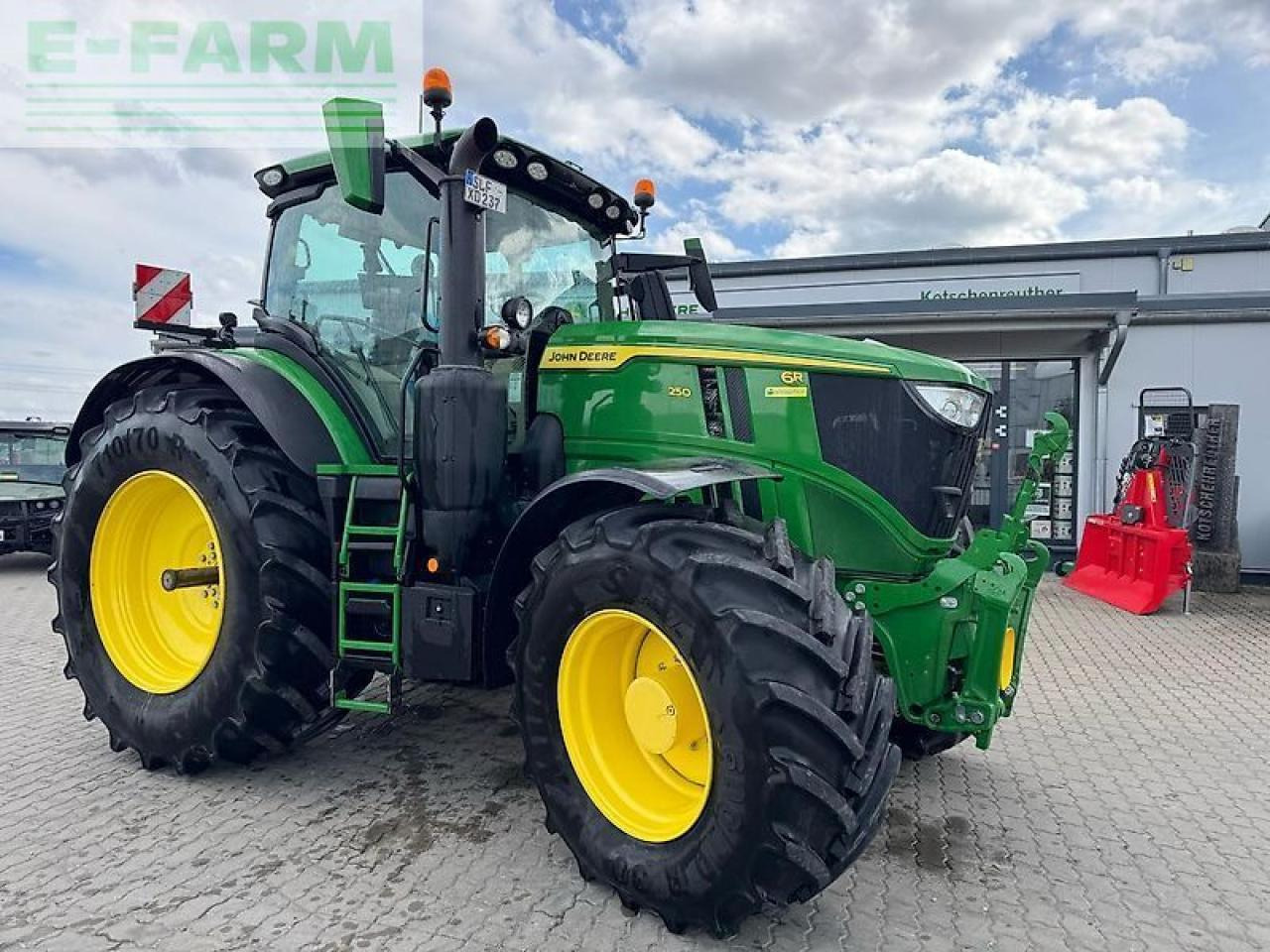 John Deere 6r 250 - Traktor: pilt 1 John Deere 6r 250 - Traktor: pilt 1