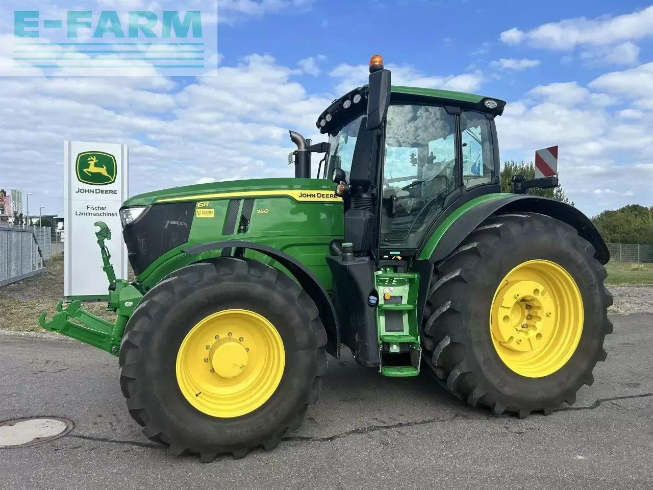 John Deere 6r 250 - Traktor: pilt 1 John Deere 6r 250 - Traktor: pilt 1