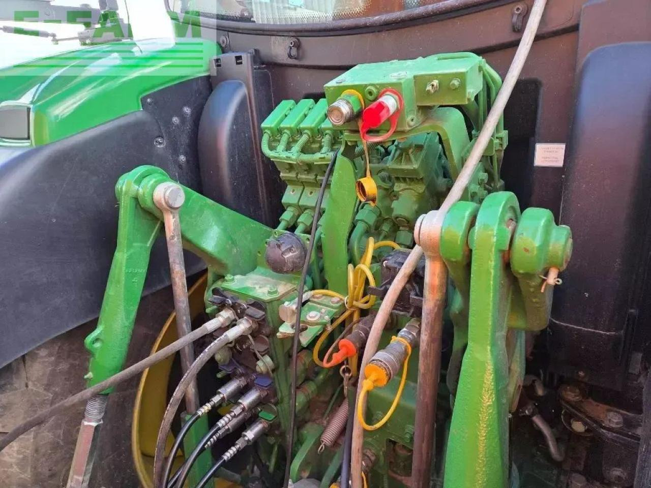 John Deere 6r155 - Traktor: pilt 2 John Deere 6r155 - Traktor: pilt 2