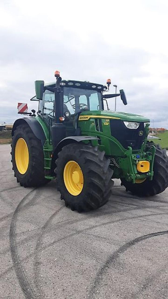 John Deere 6r195 / 6r 195 - Traktor: pilt 2 John Deere 6r195 / 6r 195 - Traktor: pilt 2