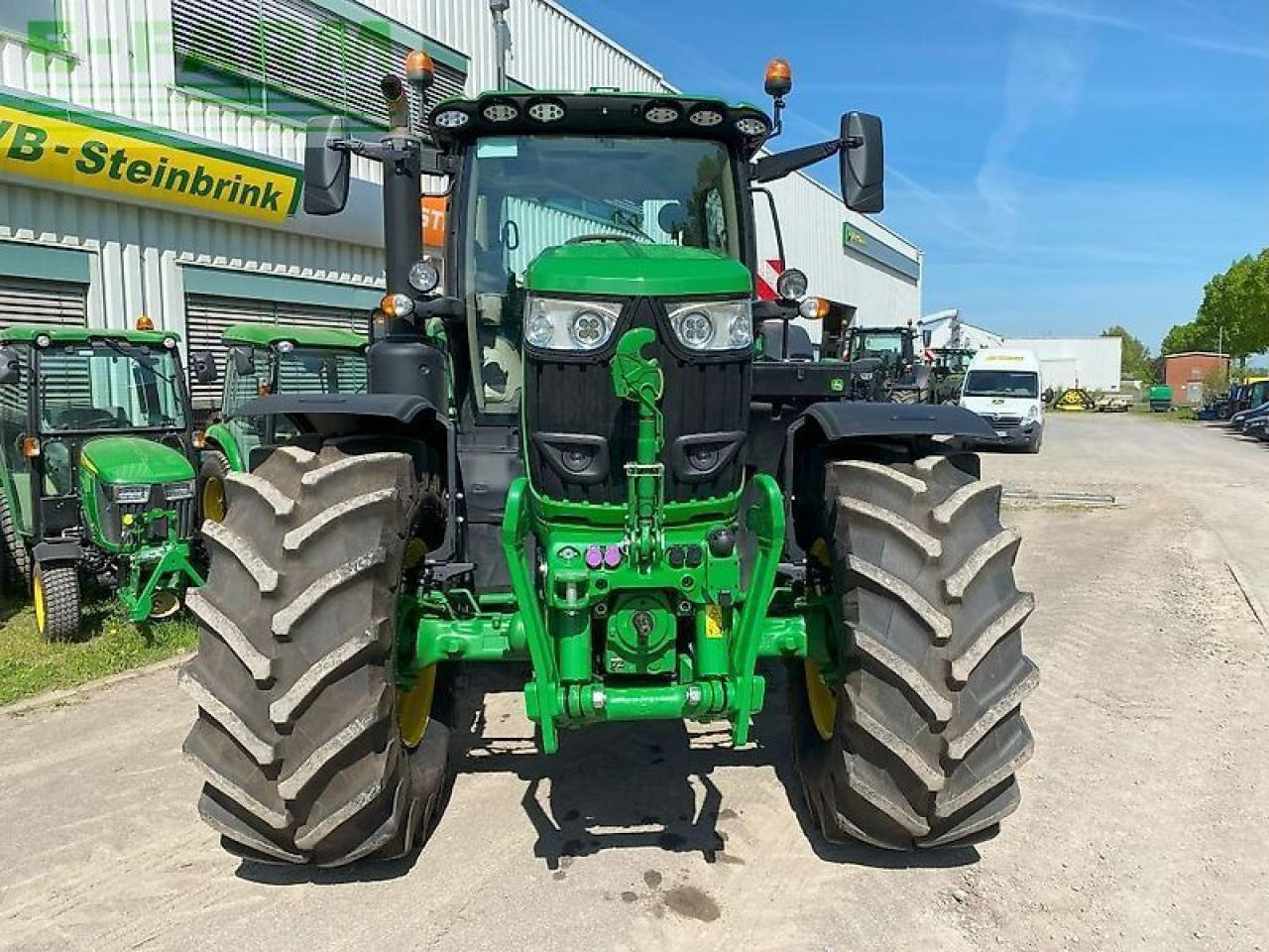 John Deere 6r215 - Traktor: pilt 5 John Deere 6r215 - Traktor: pilt 5