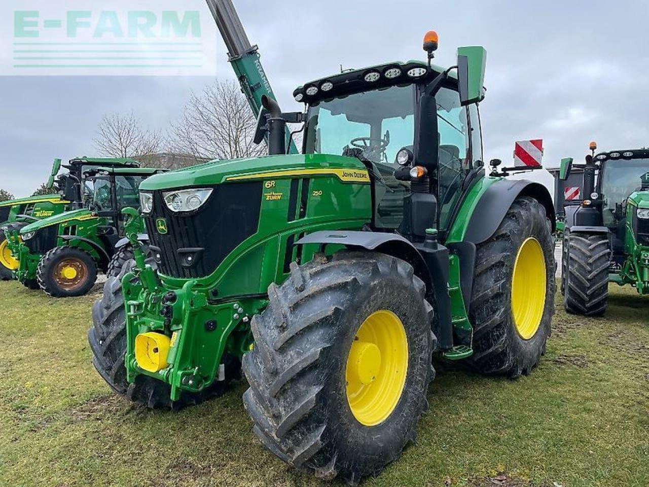 John Deere 6r250/ 6r 250 - Traktor: pilt 1 John Deere 6r250/ 6r 250 - Traktor: pilt 1