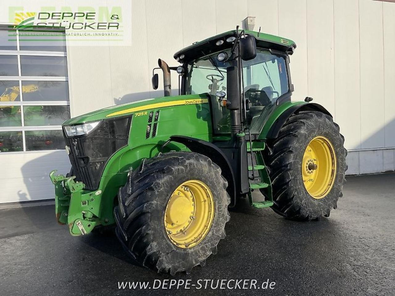 John Deere 7215r mit zwillingsrädern - Traktor: pilt 1 John Deere 7215r mit zwillingsrädern - Traktor: pilt 1