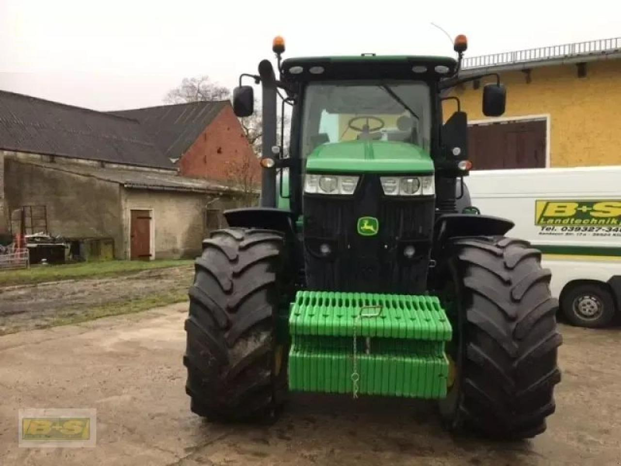 John Deere 7230r - Traktor: pilt 3 John Deere 7230r - Traktor: pilt 3