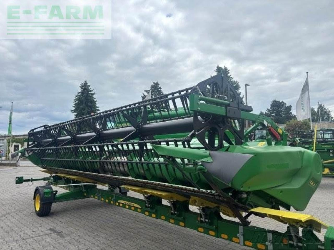 John Deere 725x - Saagikoristusmasina lisa: pilt 1 John Deere 725x - Saagikoristusmasina lisa: pilt 1