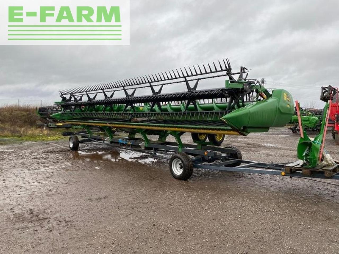 John Deere 735d (10,66m) - Kombaini päis: pilt 1 John Deere 735d (10,66m) - Kombaini päis: pilt 1