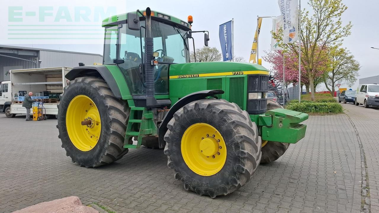 John Deere 7710 powerquad - Traktor: pilt 3 John Deere 7710 powerquad - Traktor: pilt 3