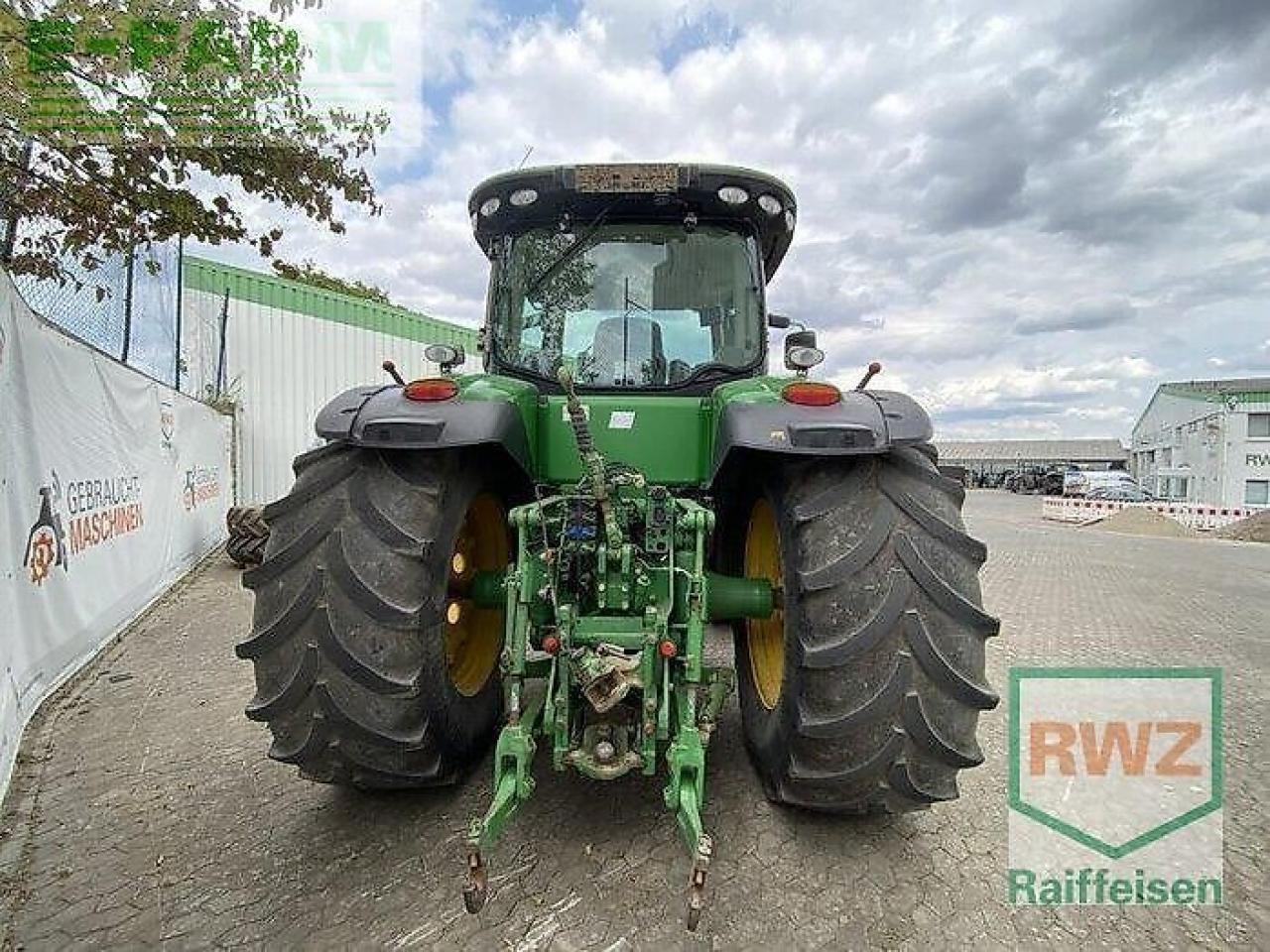 John Deere 8245r - Traktor: pilt 5 John Deere 8245r - Traktor: pilt 5