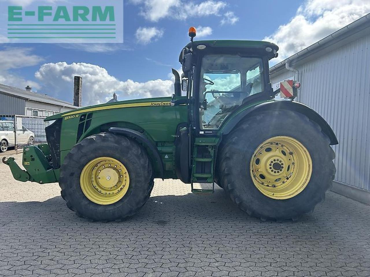 John Deere 8320r - Traktor: pilt 2 John Deere 8320r - Traktor: pilt 2