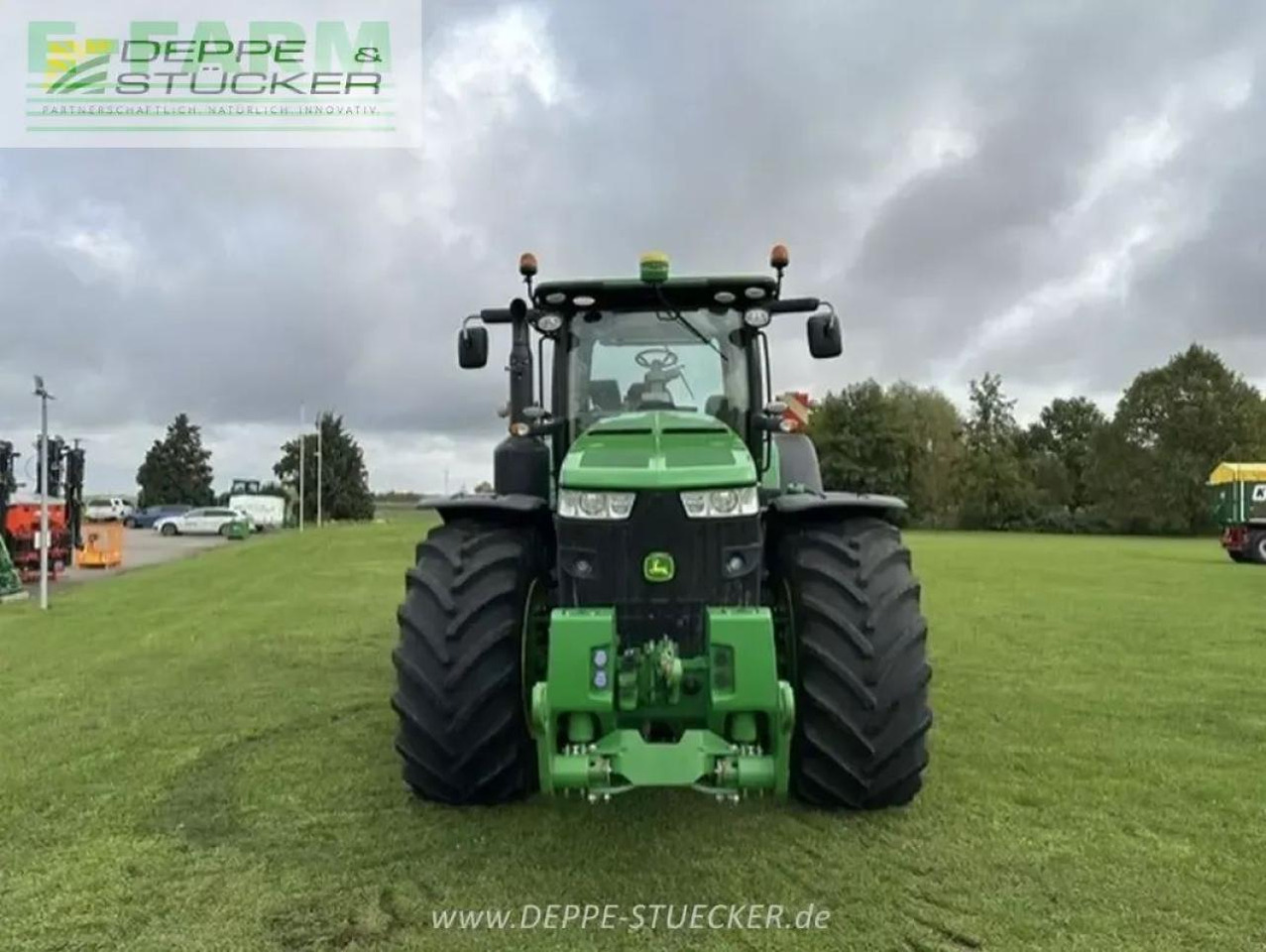 John Deere 8370r - Traktor: pilt 2 John Deere 8370r - Traktor: pilt 2