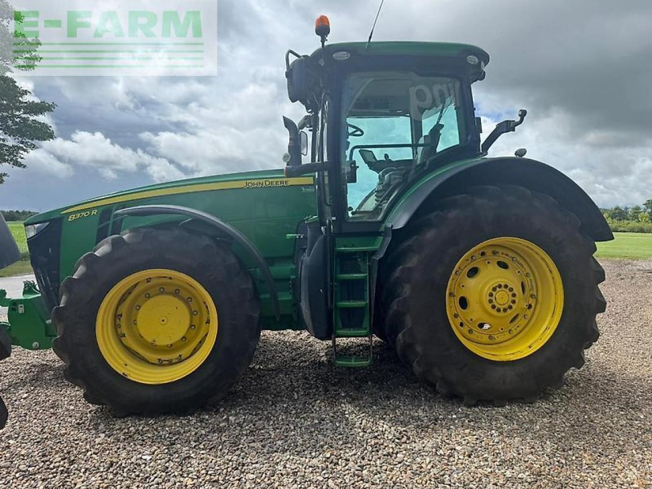 John Deere 8370r - Traktor: pilt 2 John Deere 8370r - Traktor: pilt 2