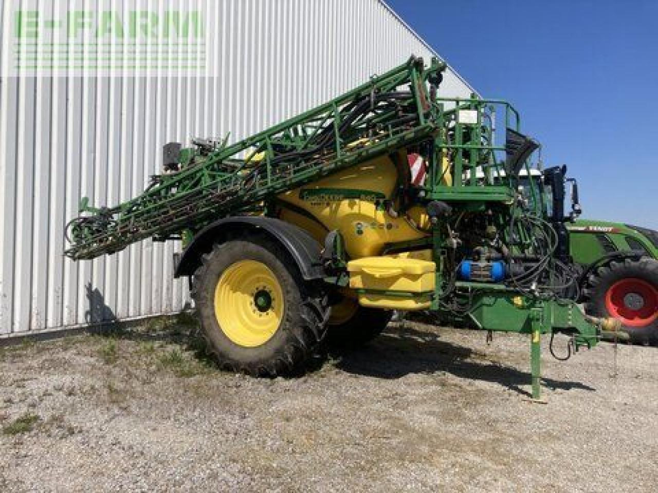 John Deere 840 tf - Järelveetav pritsija: pilt 1 John Deere 840 tf - Järelveetav pritsija: pilt 1