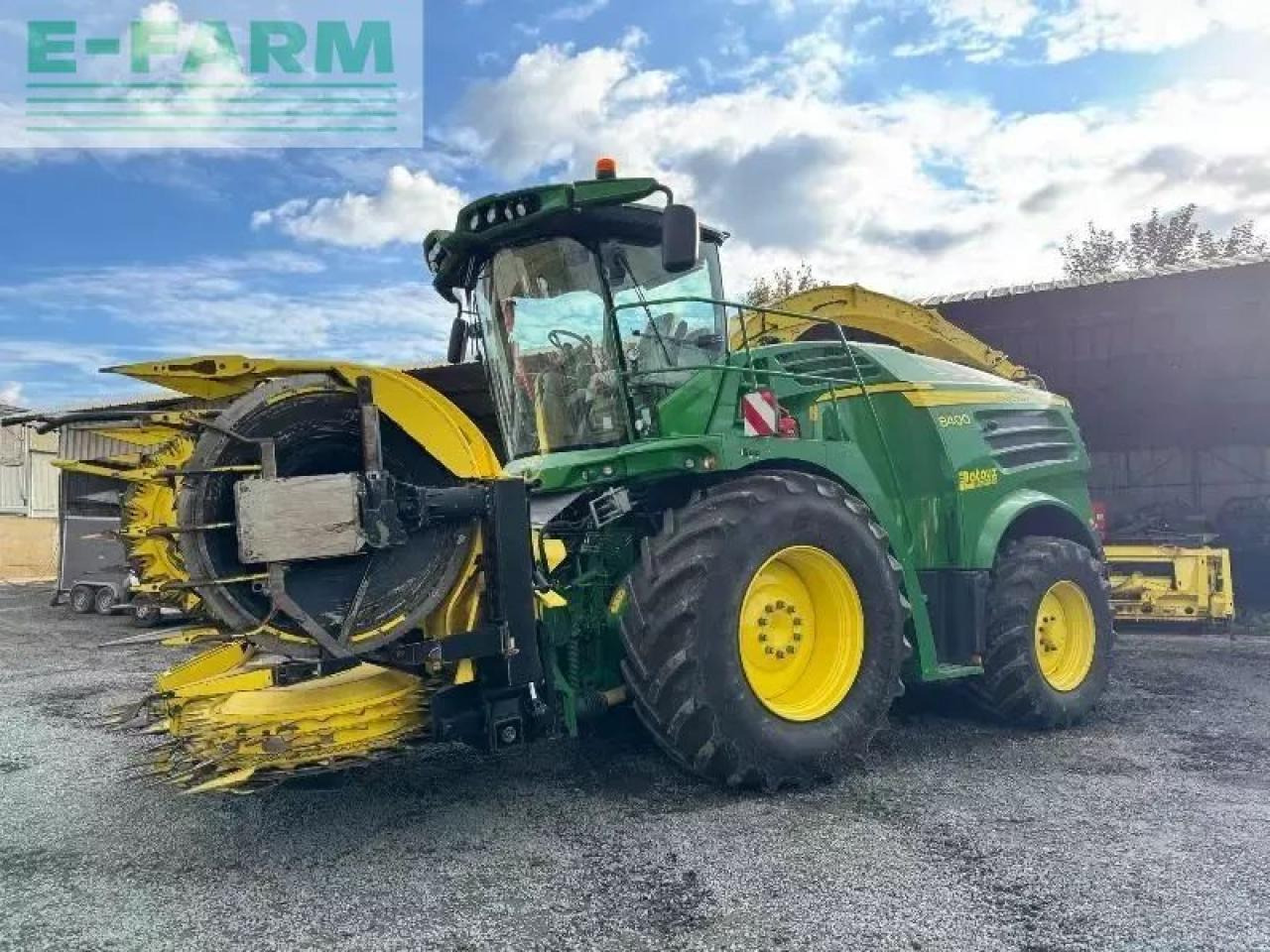 John Deere 8400 - Koristusmasin: pilt 1 John Deere 8400 - Koristusmasin: pilt 1