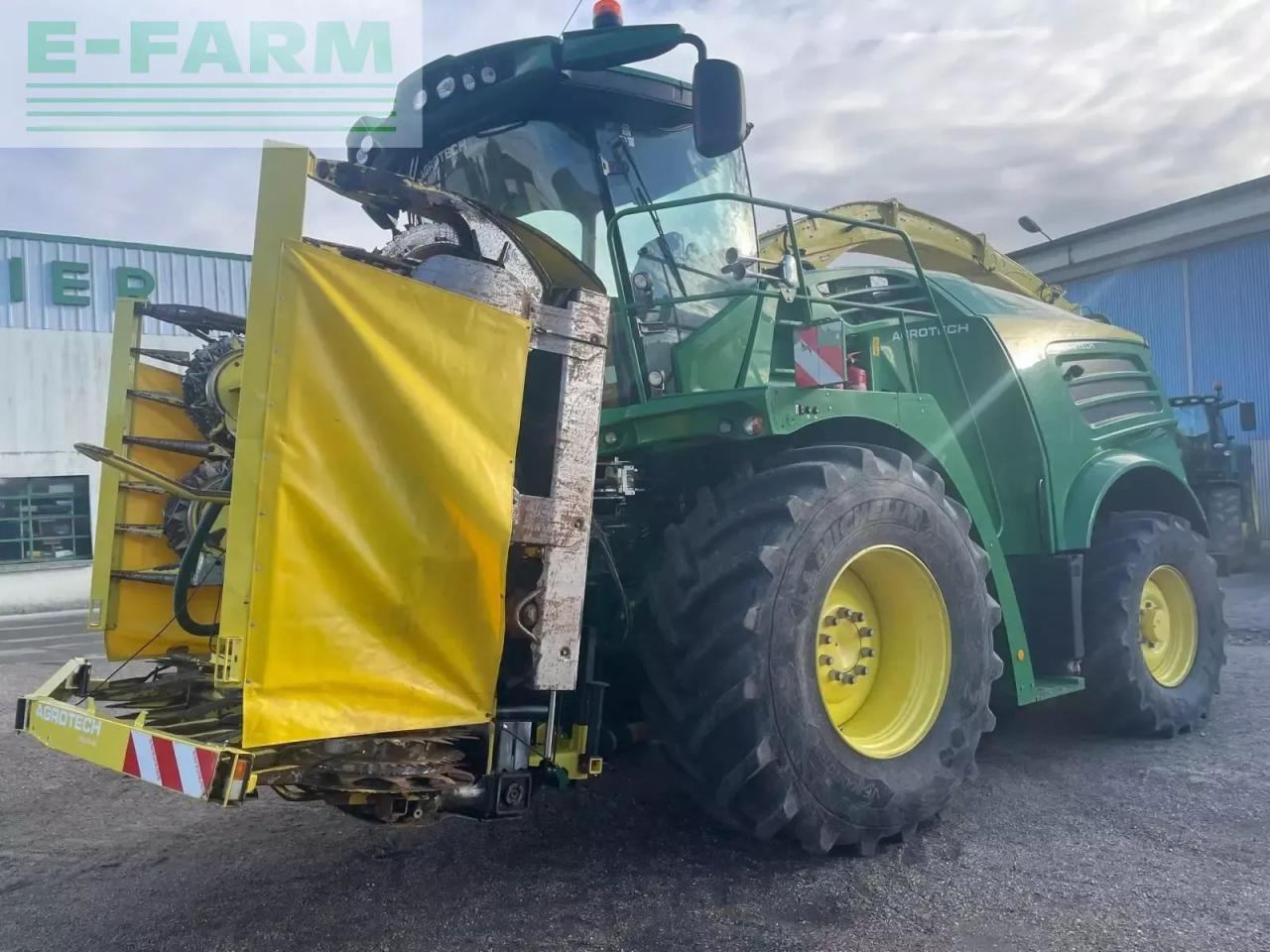 John Deere 8400 - Koristusmasin: pilt 1 John Deere 8400 - Koristusmasin: pilt 1