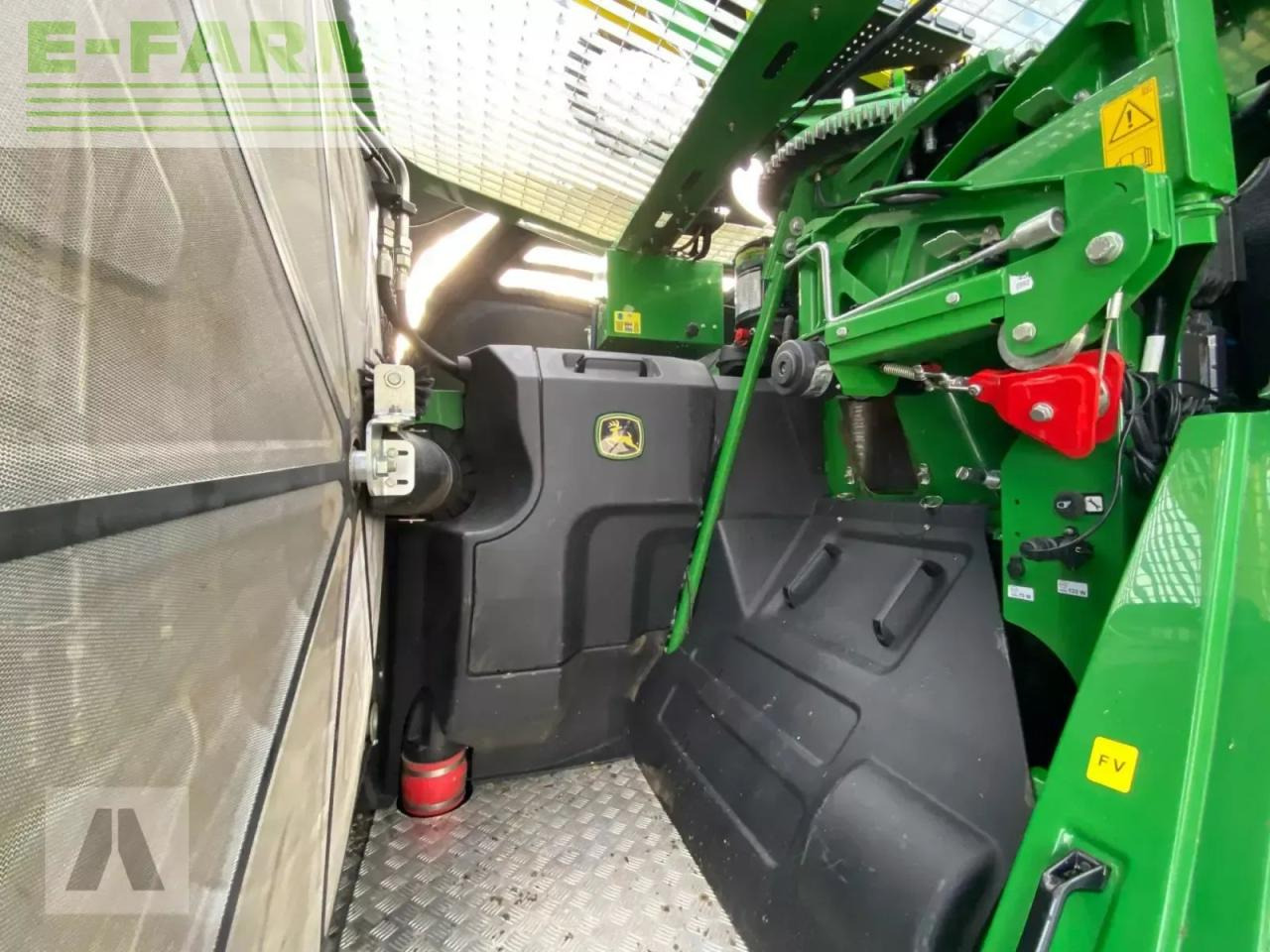 Koristusmasin John Deere 8400i: pilt 8 Koristusmasin John Deere 8400i: pilt 8