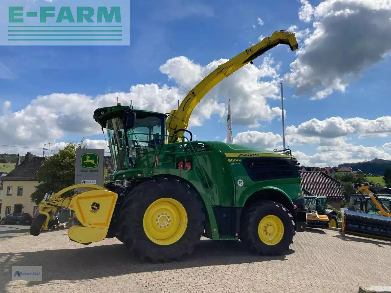 John Deere 8600 - Koristusmasin: pilt 1 John Deere 8600 - Koristusmasin: pilt 1