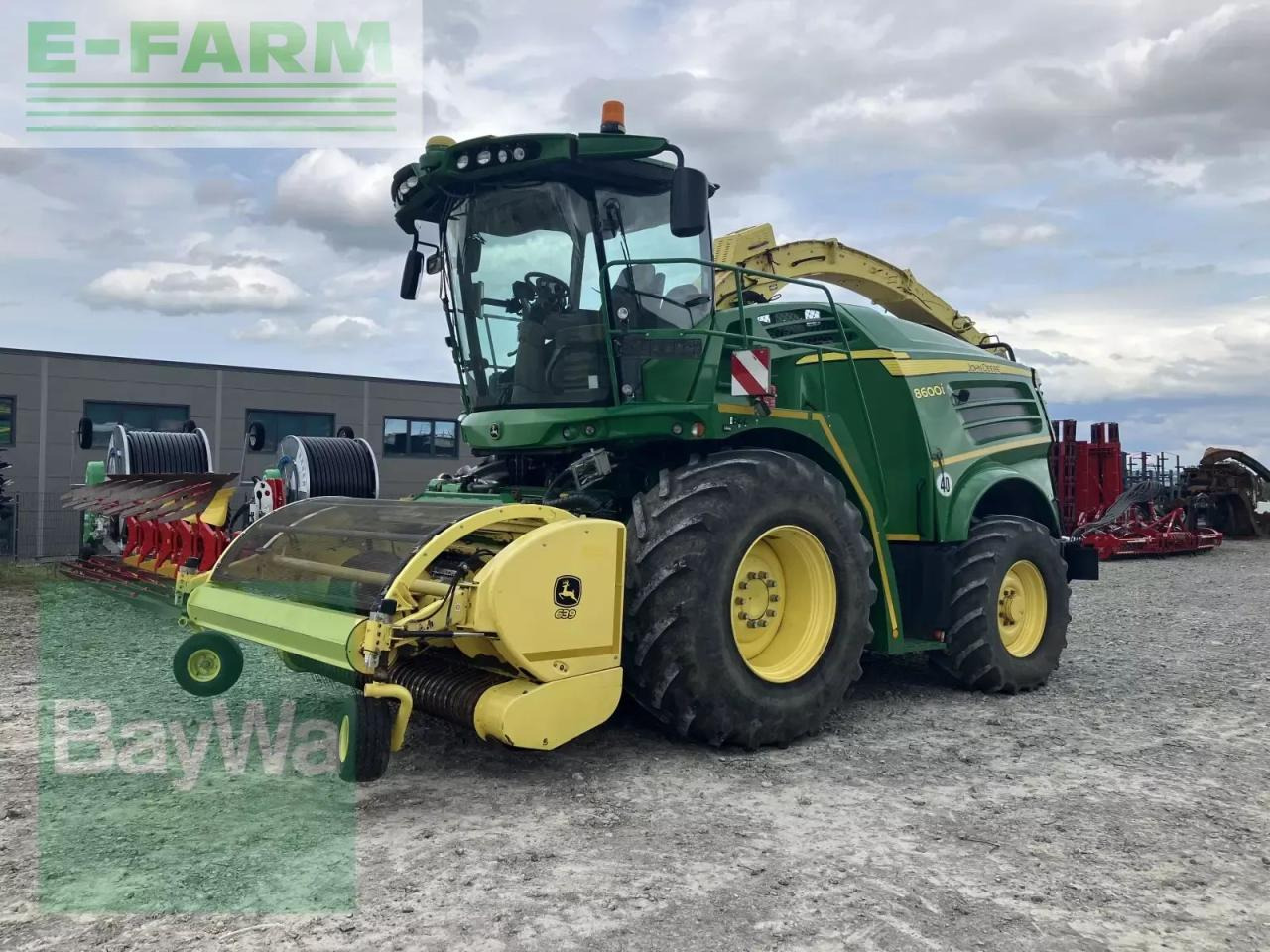 John Deere 8600i - Koristusmasin: pilt 1 John Deere 8600i - Koristusmasin: pilt 1