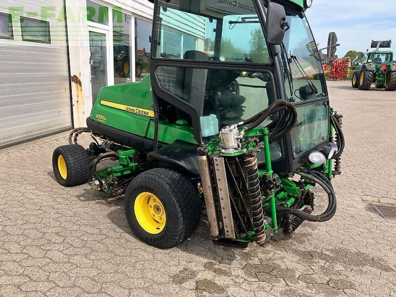 John Deere 8700 a - Koristusmasin: pilt 4 John Deere 8700 a - Koristusmasin: pilt 4