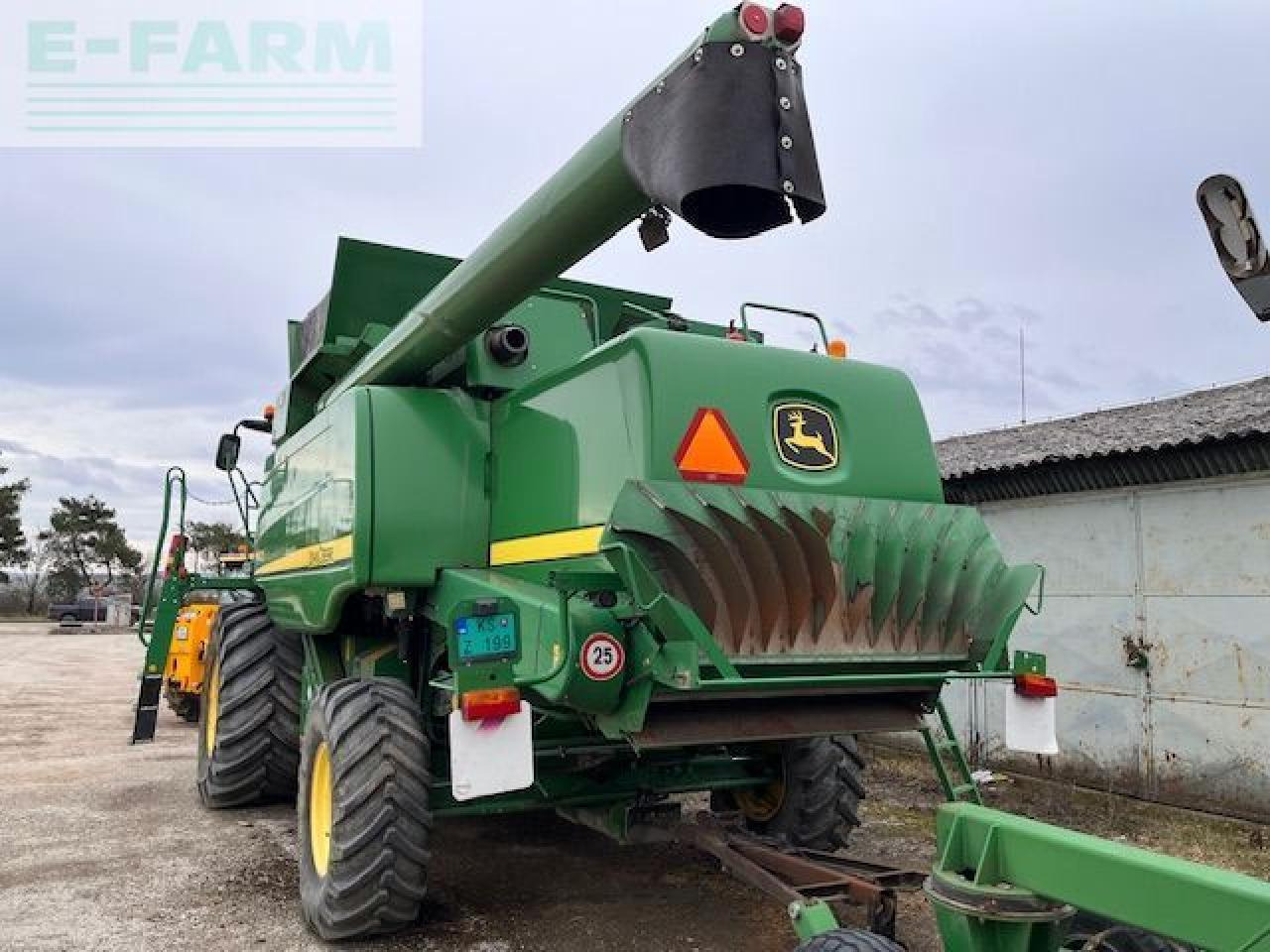 John Deere T670 - Kombain: pilt 5 John Deere T670 - Kombain: pilt 5