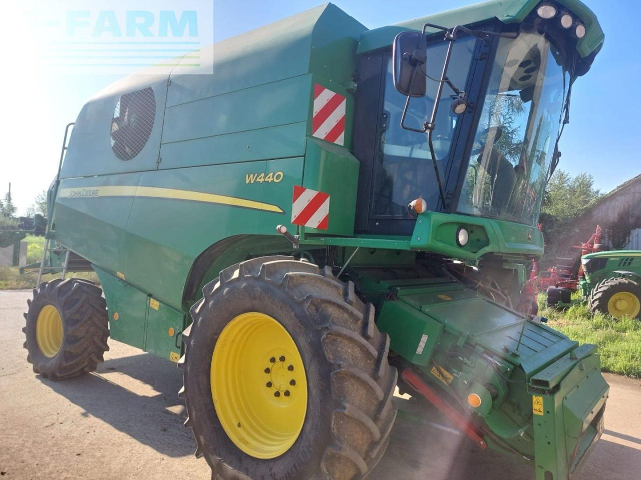 John Deere W440 - Kombain: pilt 2 John Deere W440 - Kombain: pilt 2