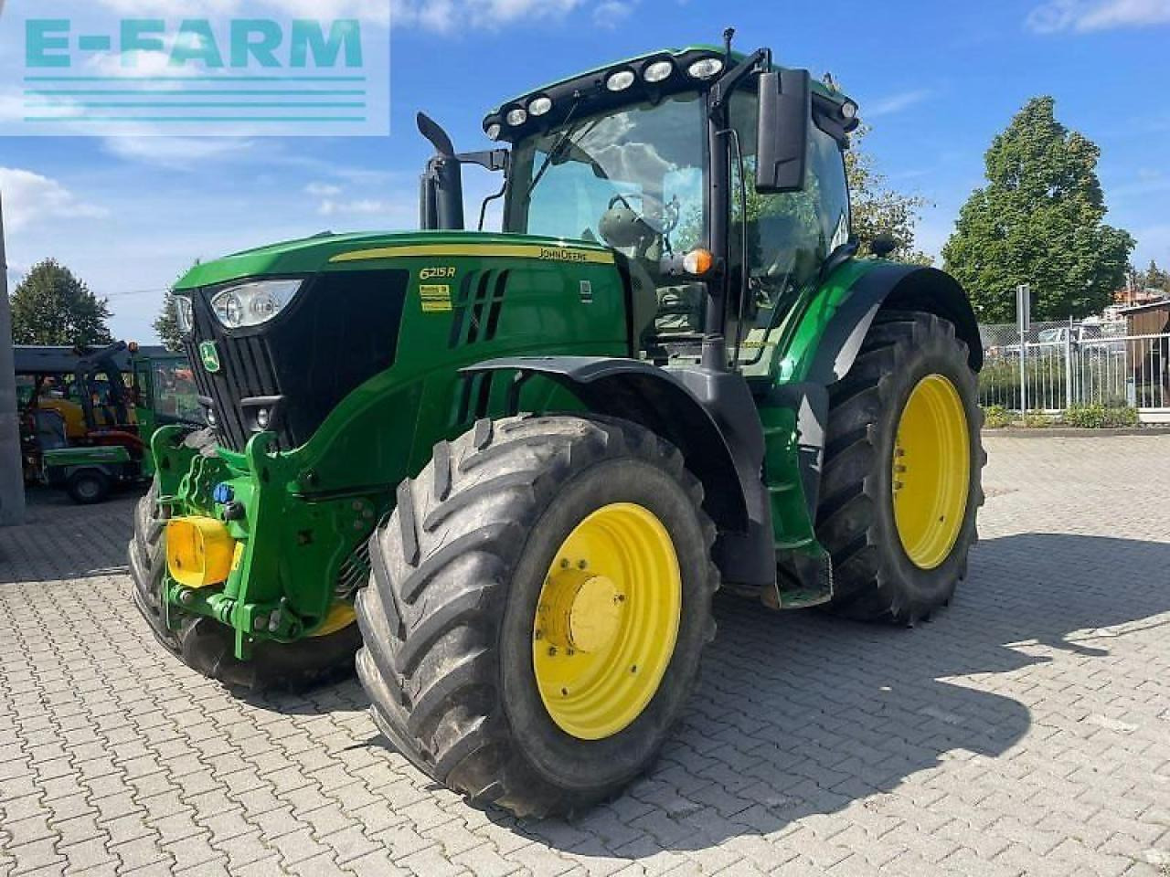 John Deere gebr. 6215r john deere traktor - Traktor: pilt 1 John Deere gebr. 6215r john deere traktor - Traktor: pilt 1