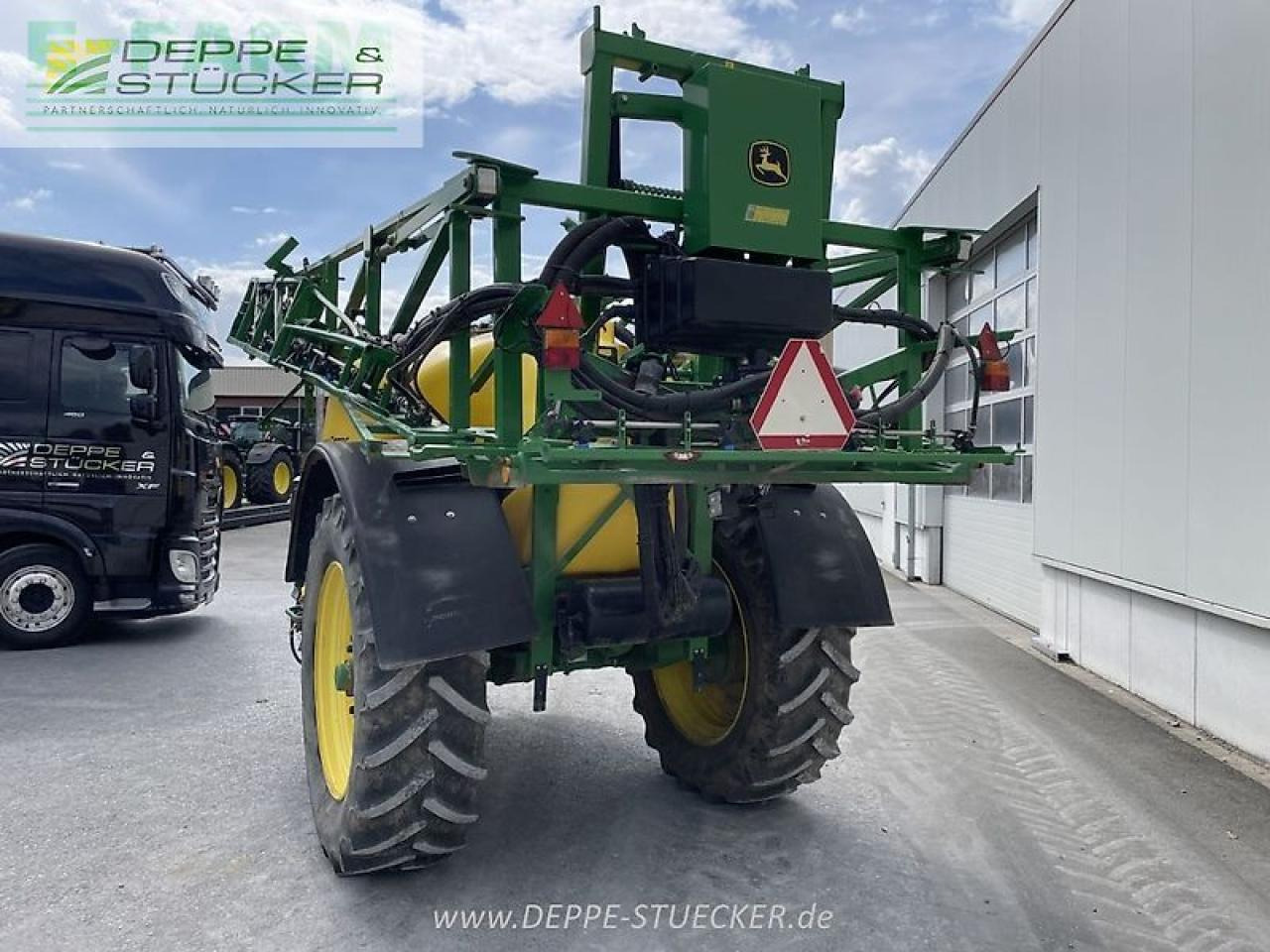 John Deere m740i (my14) - Järelveetav pritsija: pilt 3 John Deere m740i (my14) - Järelveetav pritsija: pilt 3