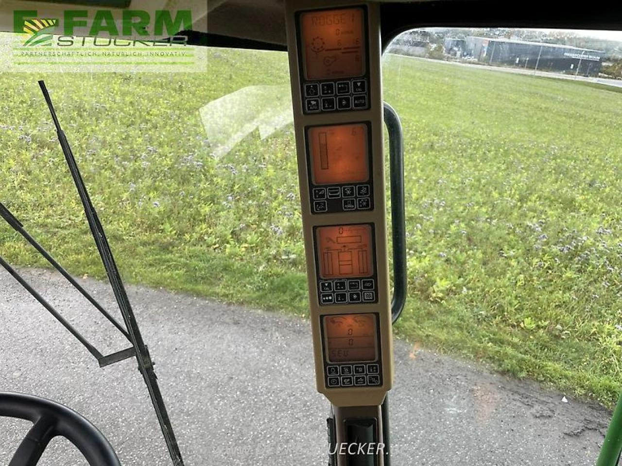 John Deere t560 hillmaster mit 620r und rapstisch - Kombain: pilt 4 John Deere t560 hillmaster mit 620r und rapstisch - Kombain: pilt 4