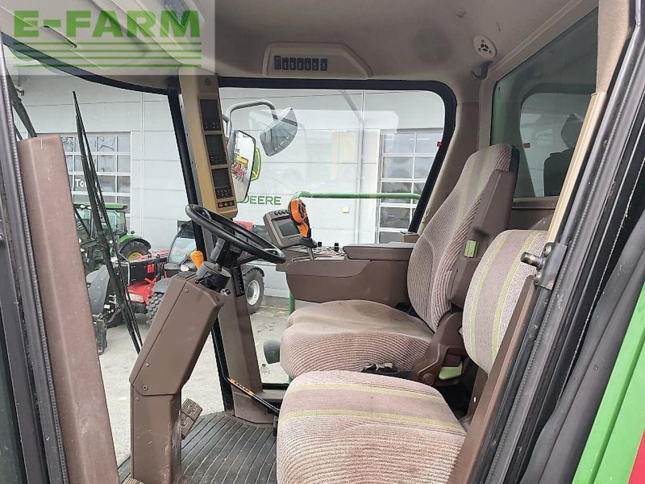 John Deere t560hm - Kombain: pilt 2 John Deere t560hm - Kombain: pilt 2