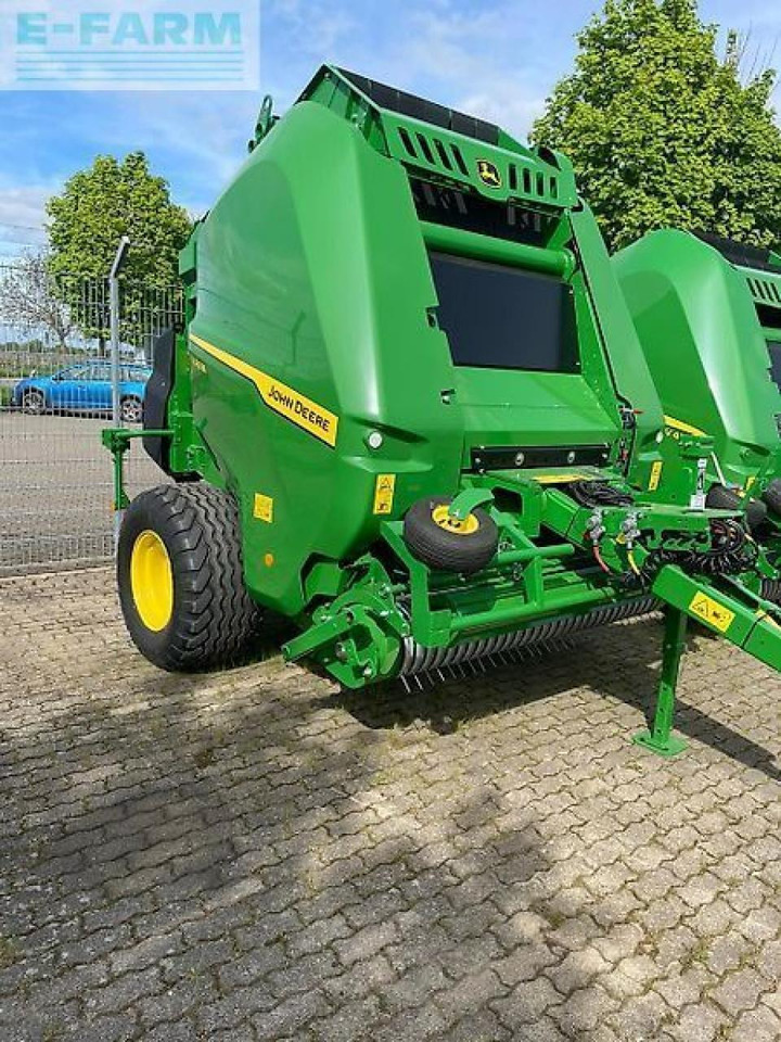 John Deere v461m demo iso bus - Heinapress, kandiline: pilt 1 John Deere v461m demo iso bus - Heinapress, kandiline: pilt 1