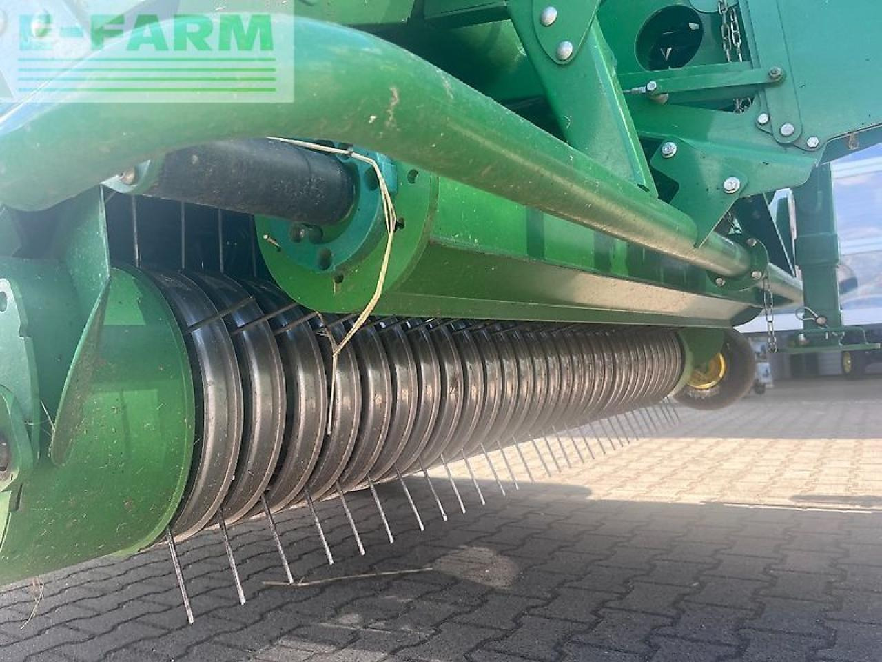 John Deere v461r paket rundb. - rotoflow - Heinapress, kandiline: pilt 3 John Deere v461r paket rundb. - rotoflow - Heinapress, kandiline: pilt 3