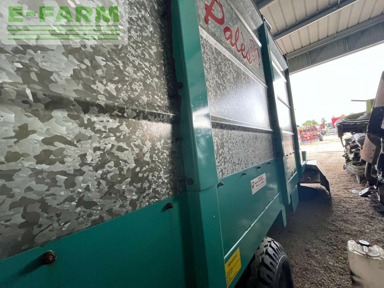 Joskin pales 500 - Loomakasvatusseadmed: pilt 4 Joskin pales 500 - Loomakasvatusseadmed: pilt 4