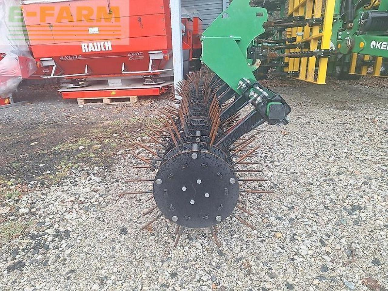 Kerner corona c300 grubber striegelwalze schwergrubber lemken - Kultivaator: pilt 3 Kerner corona c300 grubber striegelwalze schwergrubber lemken - Kultivaator: pilt 3