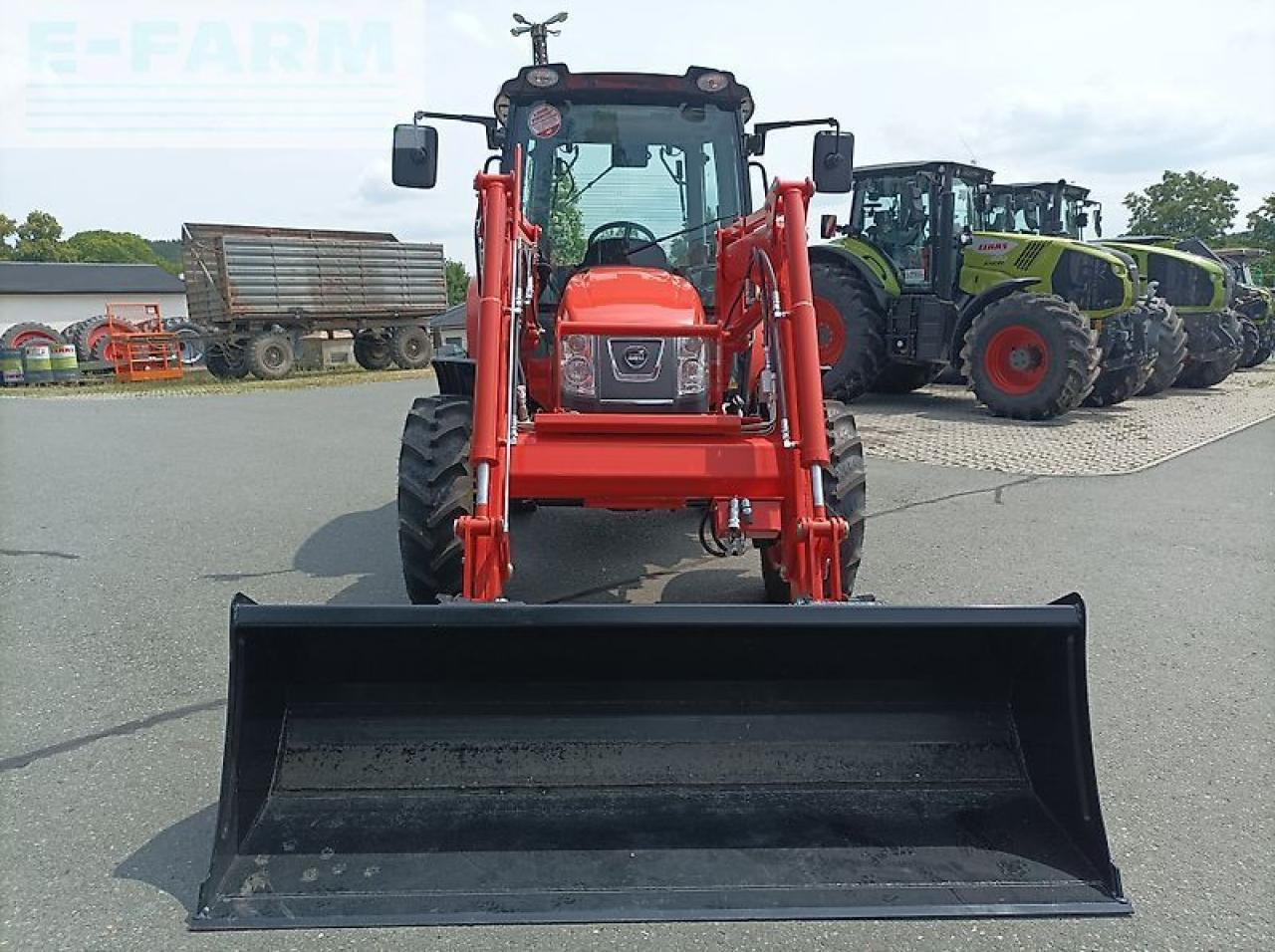 Kioti rx 7330 - Traktor: pilt 3 Kioti rx 7330 - Traktor: pilt 3